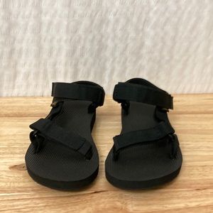 Women’s Teva sandals